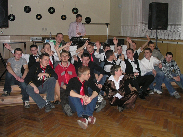 2.ADT - spoločné stravovanie, vlasová kozmetika